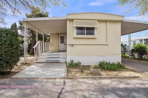 5711 Columbia Way #217, Lancaster, CA 93536