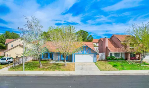 37222 Bunker Ct, Palmdale, CA 93550
