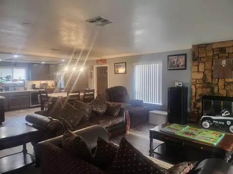 43838 Nicole St, Lancaster, CA 93535 photo 4