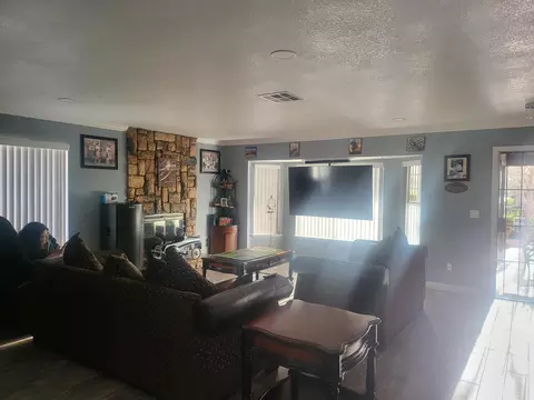 43838 Nicole St, Lancaster, CA 93535 photo 5
