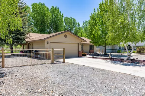 23940 Basin Harbor Ct, Tehachapi, CA 93561 photo 2
