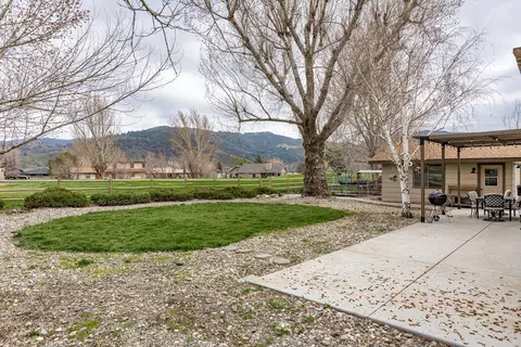 23940 Basin Harbor Ct, Tehachapi, CA 93561 photo 31