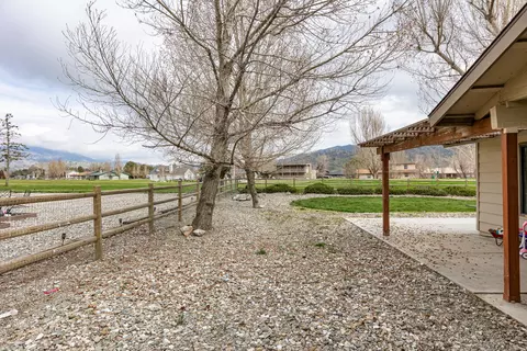 23940 Basin Harbor Ct, Tehachapi, CA 93561 photo 30
