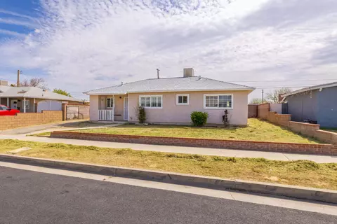 44204 Stanridge Ave, Lancaster, CA 93535 photo 3