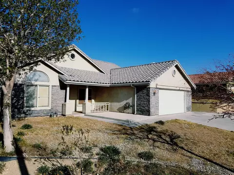 36738 Dove Springs Dr, Palmdale, CA 93550