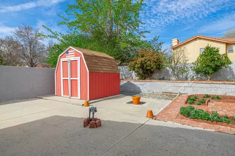 43943 Comstock Ave, Lancaster, CA 93535 photo 25