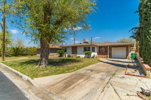 44046 Date Ave, Lancaster, CA 93534 photo 3