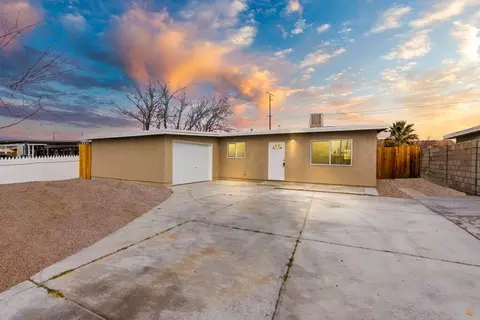 37818 Prentiss Ave, Palmdale, CA 93550