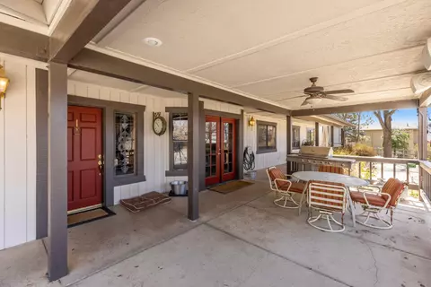 24130 San Juan Dr, Tehachapi, CA 93561 photo 4