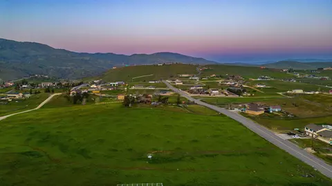 Pinon Canyon Road, Tehachapi, CA 93561
