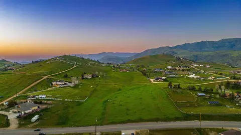 Pinon Canyon Road, Tehachapi, CA 93561 photo 4