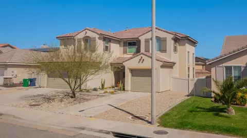 6725 Bertillion St, Palmdale, CA 93552 photo 3