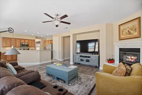6725 Bertillion St, Palmdale, CA 93552 photo 24