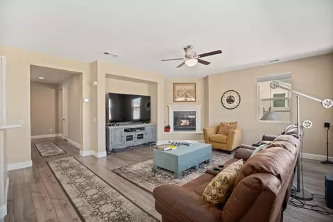 6725 Bertillion St, Palmdale, CA 93552 photo 21