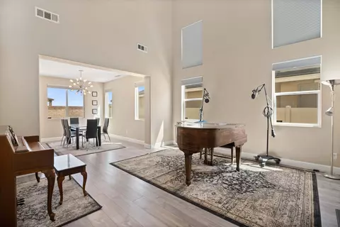 6725 Bertillion St, Palmdale, CA 93552 photo 4