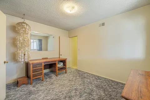 402 Lightcap St, Lancaster, CA 93535 photo 16