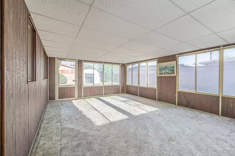402 Lightcap St, Lancaster, CA 93535 photo 18