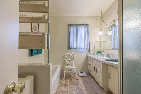 402 Lightcap St, Lancaster, CA 93535 photo 24