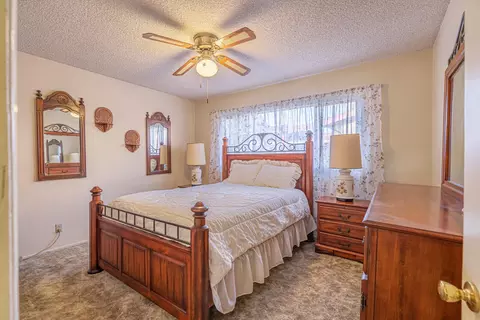 402 Lightcap St, Lancaster, CA 93535 photo 22
