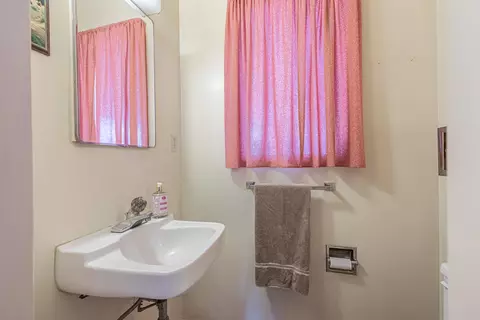 402 Lightcap St, Lancaster, CA 93535 photo 25