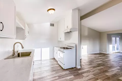 44739 Foxton Ave, Lancaster, CA 93535 photo 4