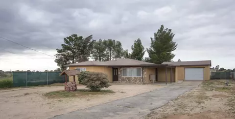 1103 Ave L4 W, Lancaster, CA 93534