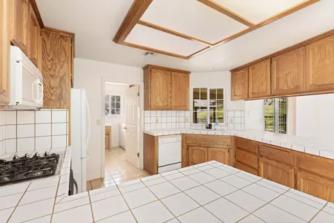 19201 Jacks Hill Rd, Tehachapi, CA 93561 photo 12