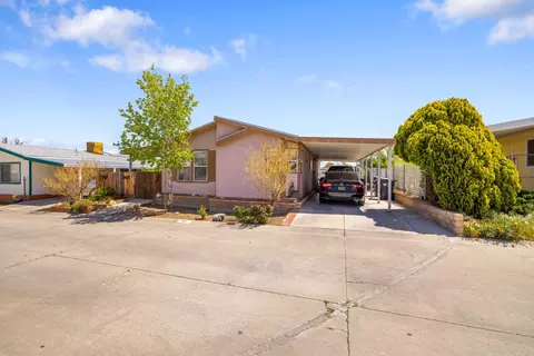 1030 Avenue S E #64, Palmdale, CA 93550