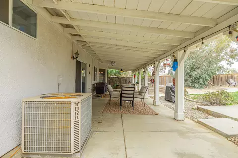 42536 Plains Dr, Lancaster, CA 93536 photo 27