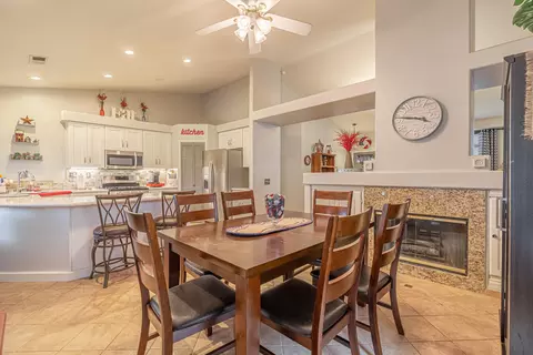 42536 Plains Dr, Lancaster, CA 93536 photo 8
