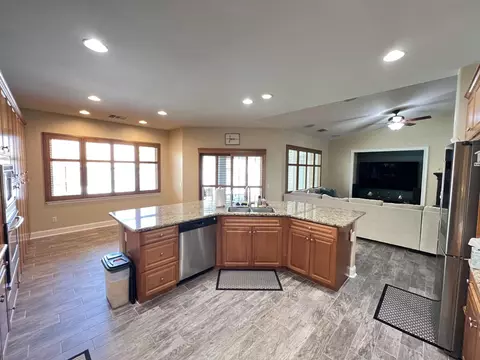 42467 Biscay St, Lancaster, CA 93536 photo 17