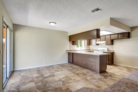 44734 Leslie Ct, Lancaster, CA 93535 photo 15