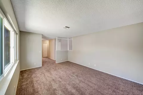 44734 Leslie Ct, Lancaster, CA 93535 photo 8