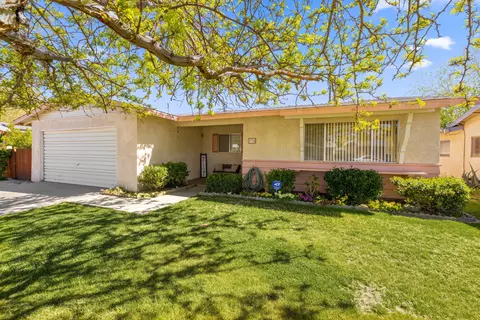 778 Calmae Dr, Lancaster, CA 93535 photo 2