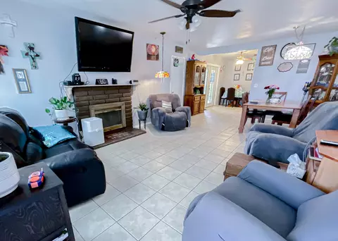 40986 171st St E, Lancaster, CA 93535 photo 4