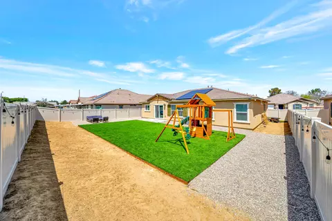 2036 Lingard St E, Lancaster, CA 93535 photo 28