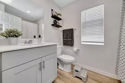2036 Lingard St E, Lancaster, CA 93535 photo 25