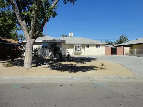 45323 6th St E, Lancaster, CA 93535