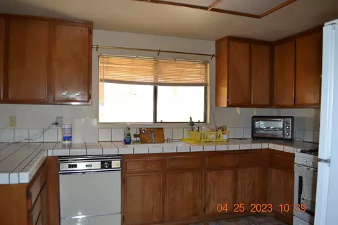 1333 Pasteur Dr, Lancaster, CA 93535 photo 6