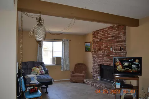 1333 Pasteur Dr, Lancaster, CA 93535 photo 8