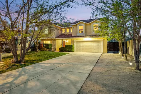 6351 Avenue J5 W, Lancaster, CA 93536