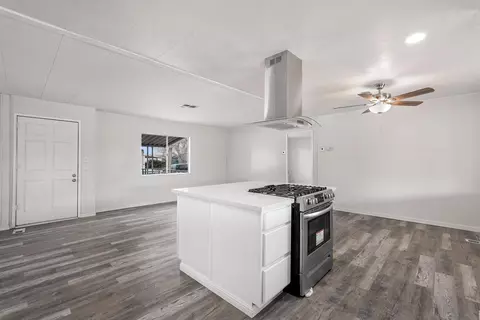 45800 Challenger Way #182, Lancaster, CA 93535 photo 9