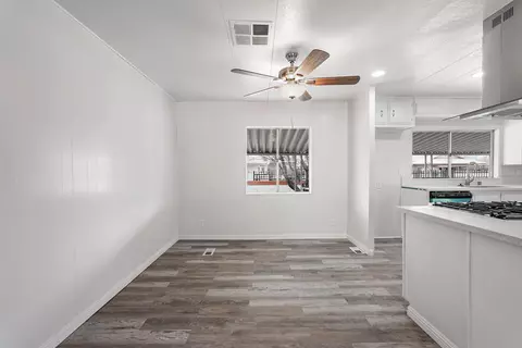 45800 Challenger Way #182, Lancaster, CA 93535 photo 12