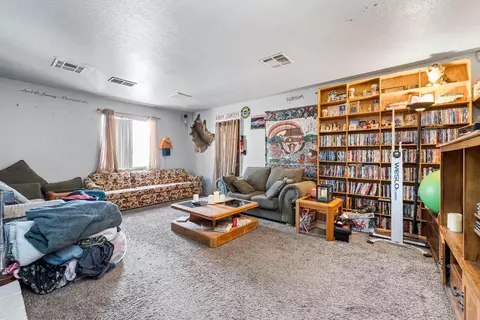 44726 2nd St E, Lancaster, CA 93535 photo 5