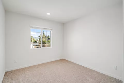 7035 Kristina Ct, Lancaster, CA 93536 photo 29