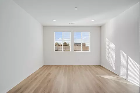 7035 Kristina Ct, Lancaster, CA 93536 photo 15