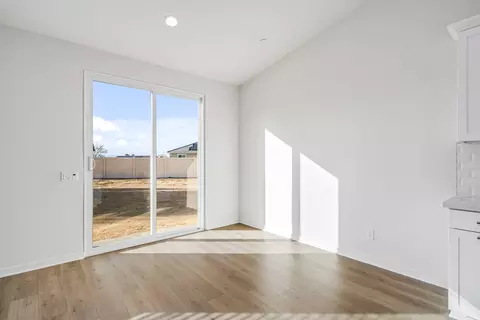 7035 Kristina Ct, Lancaster, CA 93536 photo 11