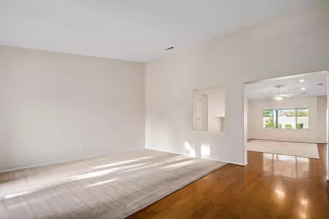 42524 Biscay St, Lancaster, CA 93536 photo 4