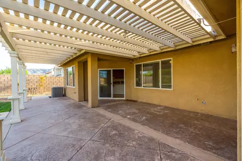 42524 Biscay St, Lancaster, CA 93536 photo 45