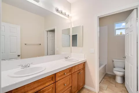 42524 Biscay St, Lancaster, CA 93536 photo 29